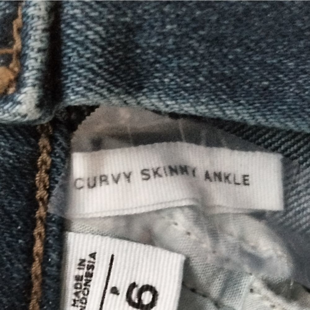 "Loft" woman's jeans 👖  - Picture 8 of 9